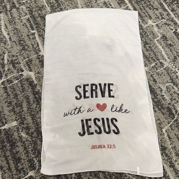 Serve With A Heart Like Jesus Joshua 22:5 Scarf - Picture 1 of 6